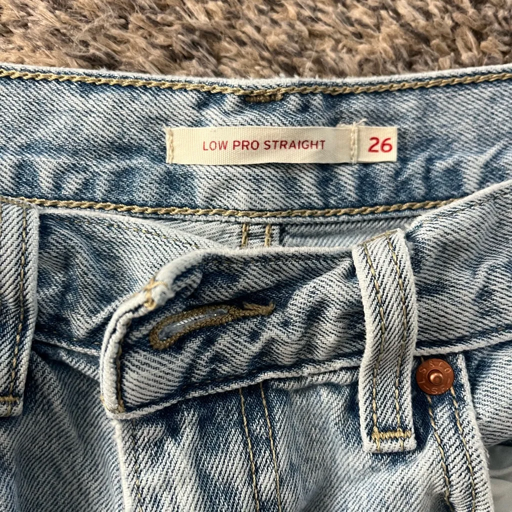 Mid wash denim Levi’s low pros straight jeans - Image 6