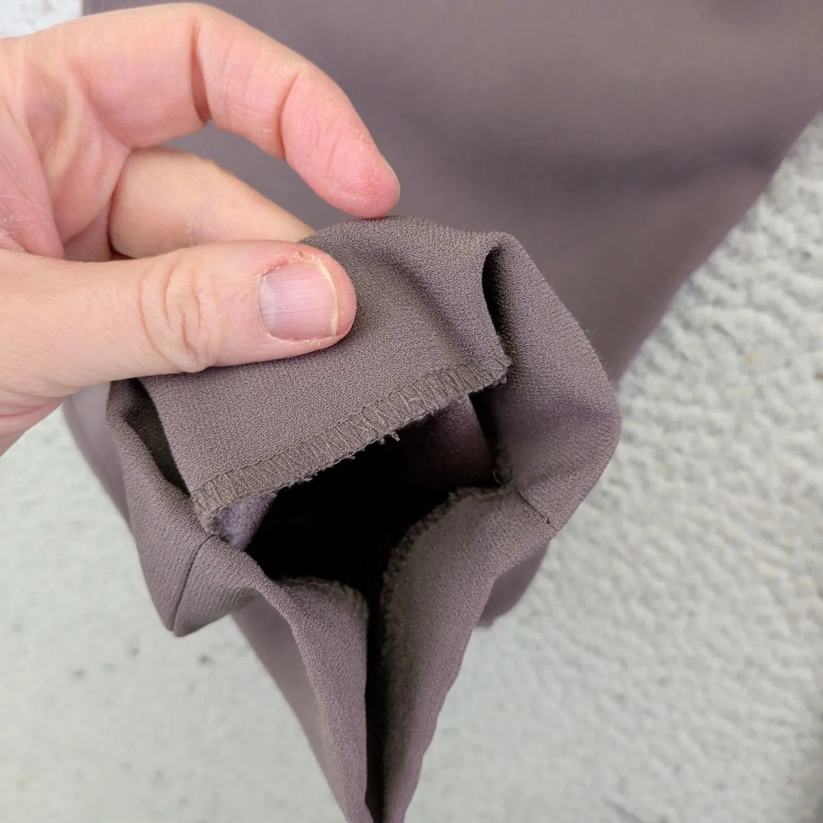 Aritzia Babaton Womens Size 10 Brown Beige Elastic Waist Pull On Trouser Pants - Image 4