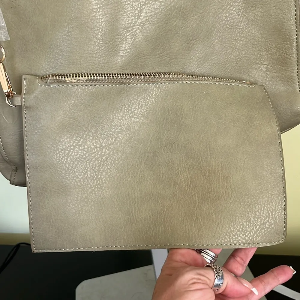 Olive green shoulder tote and pouch - Image 8