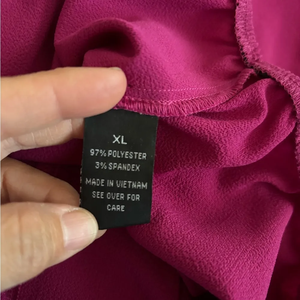 Iz Byer Pink Fuchsia CropBlouse with Removable Gold Necklace Relaxed Stretchy XL - Image 4