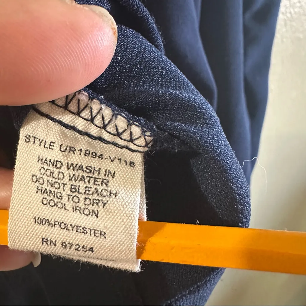 Women’s One Clothing Dark Blue bib romper front pockets size medium overalls - Image 7