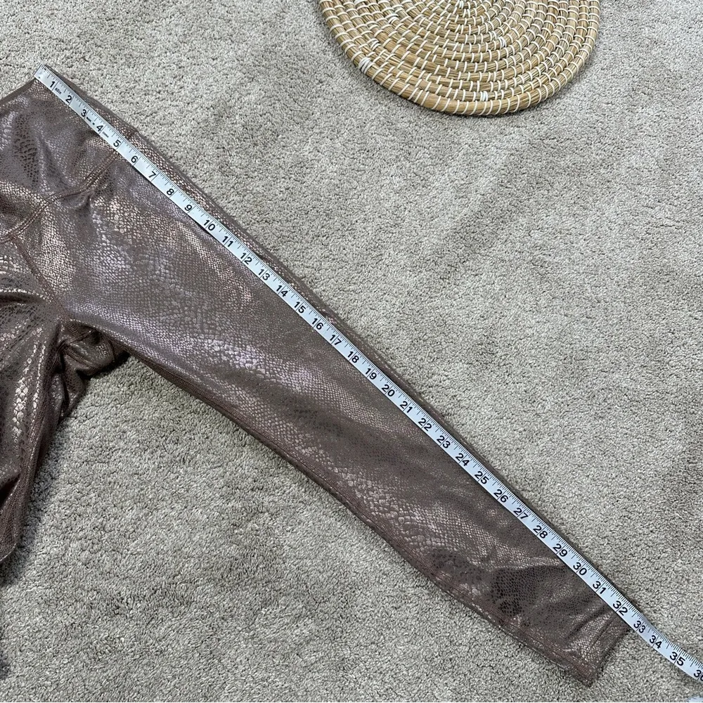 Beyond Yoga PowerShine Viper High Waisted 7/8 Legging Pull On in Mocha Size S - Image 16