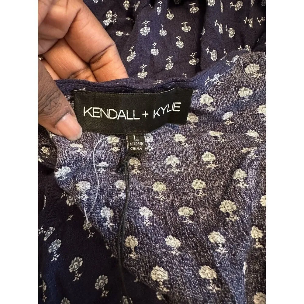 Kendall & Kylie Button Up Long Sleeve Indigo Ditsy  Crop Top Blue Size L NWT - Image 9