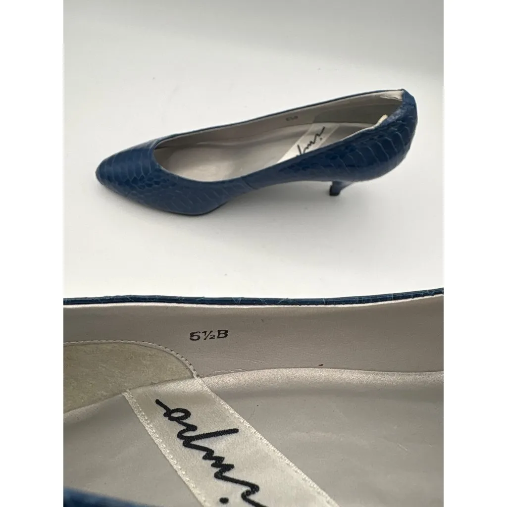 Women’s impo Size 5 1/2 Cerulean Blue Crocodile Kitten Heels - Image 6