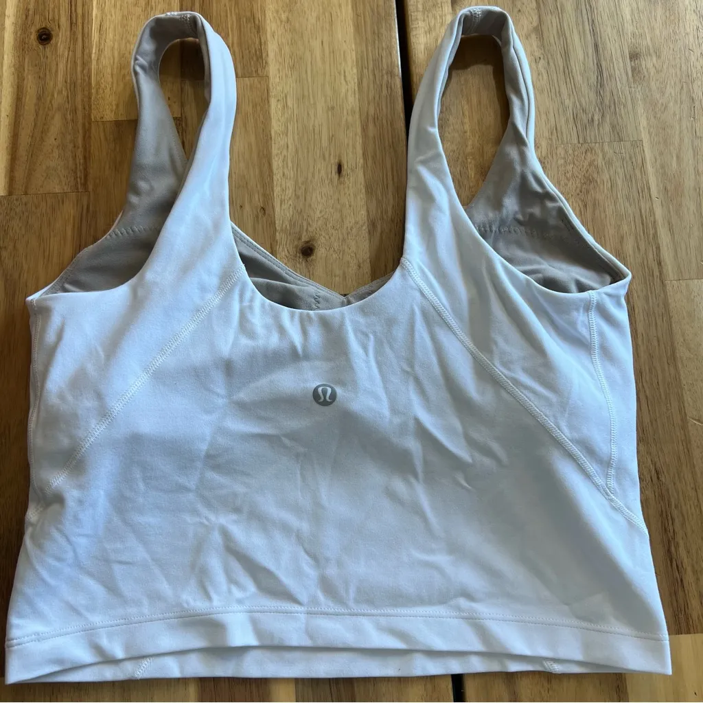 Lululemon White V-Neck Sports Bra Tank Top Size 6 - Image 2