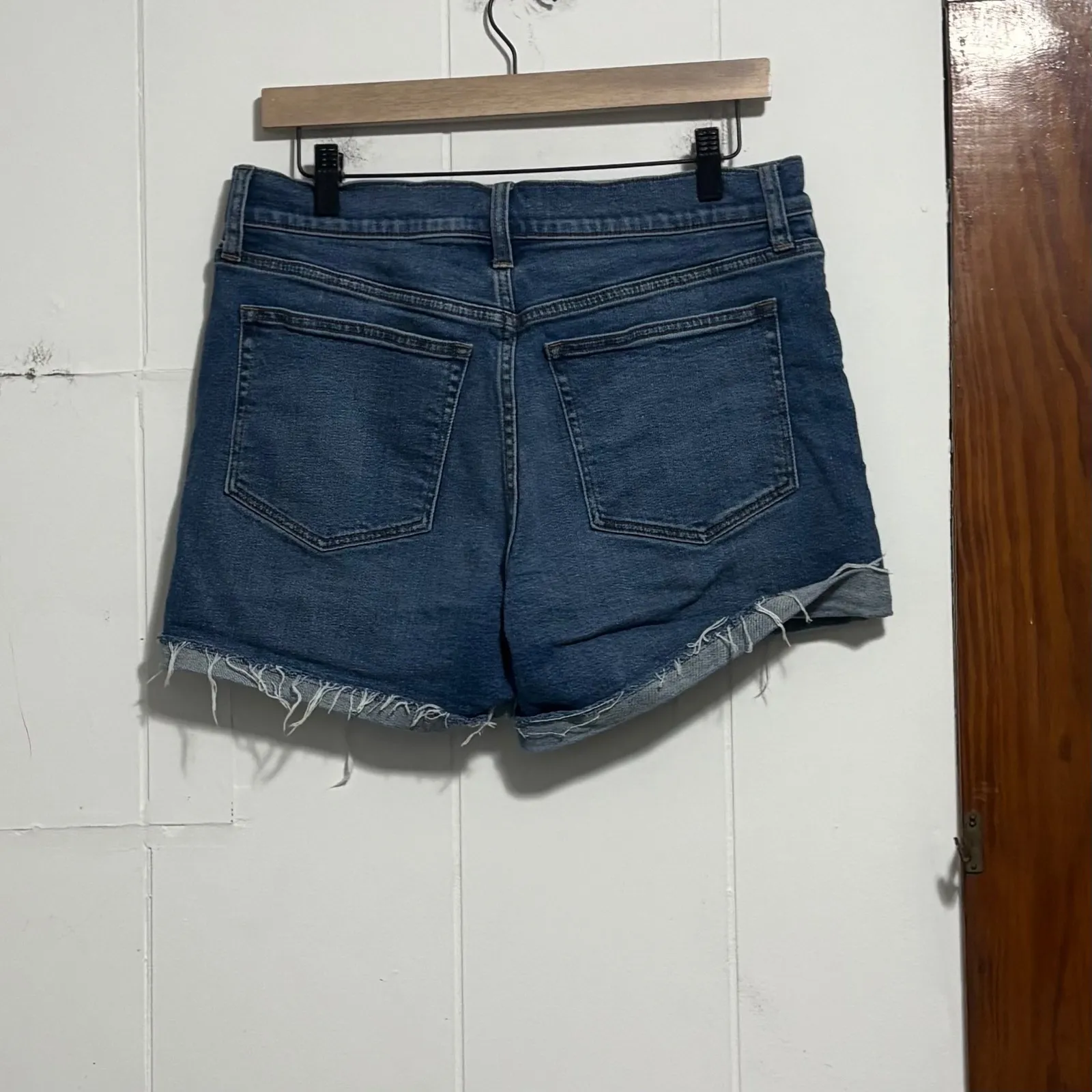 J Crew High Rise Denim Cutoff Shorts Mid Wash Distressed Cuffed Womens Size 31 - Image 3
