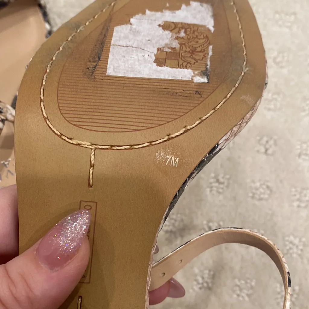 Vince Camuto Snake Print Chunky Heel - Image 5