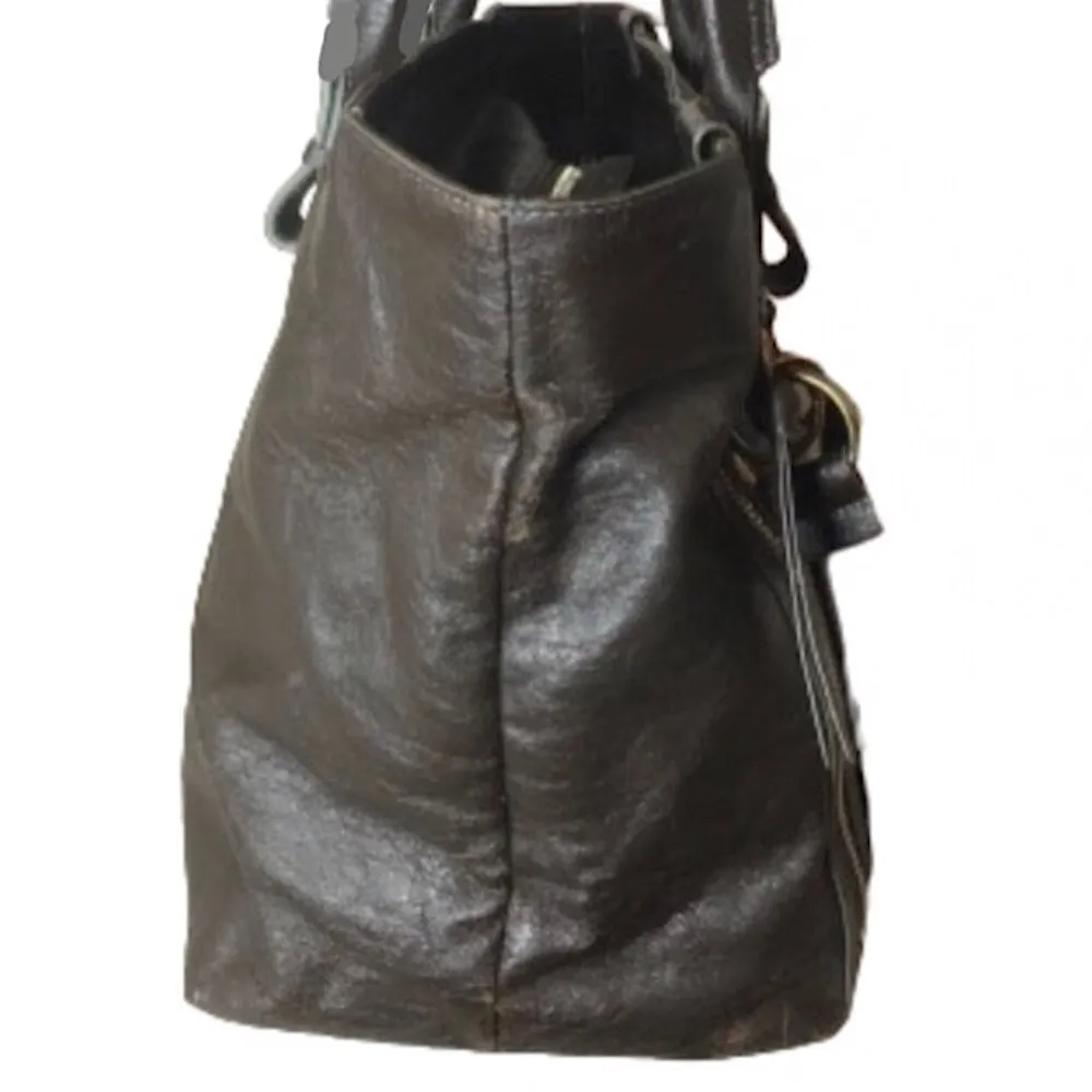 CHLOE ECLIPSE Logo Chocolate Brown Shoulder Bag with Exterior Zipper Pockets - Image 14