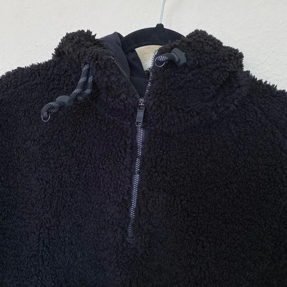 Lululemon Textured Fleece 1/2 Zip‎ Black size 4 sherpa hooded - Image 5
