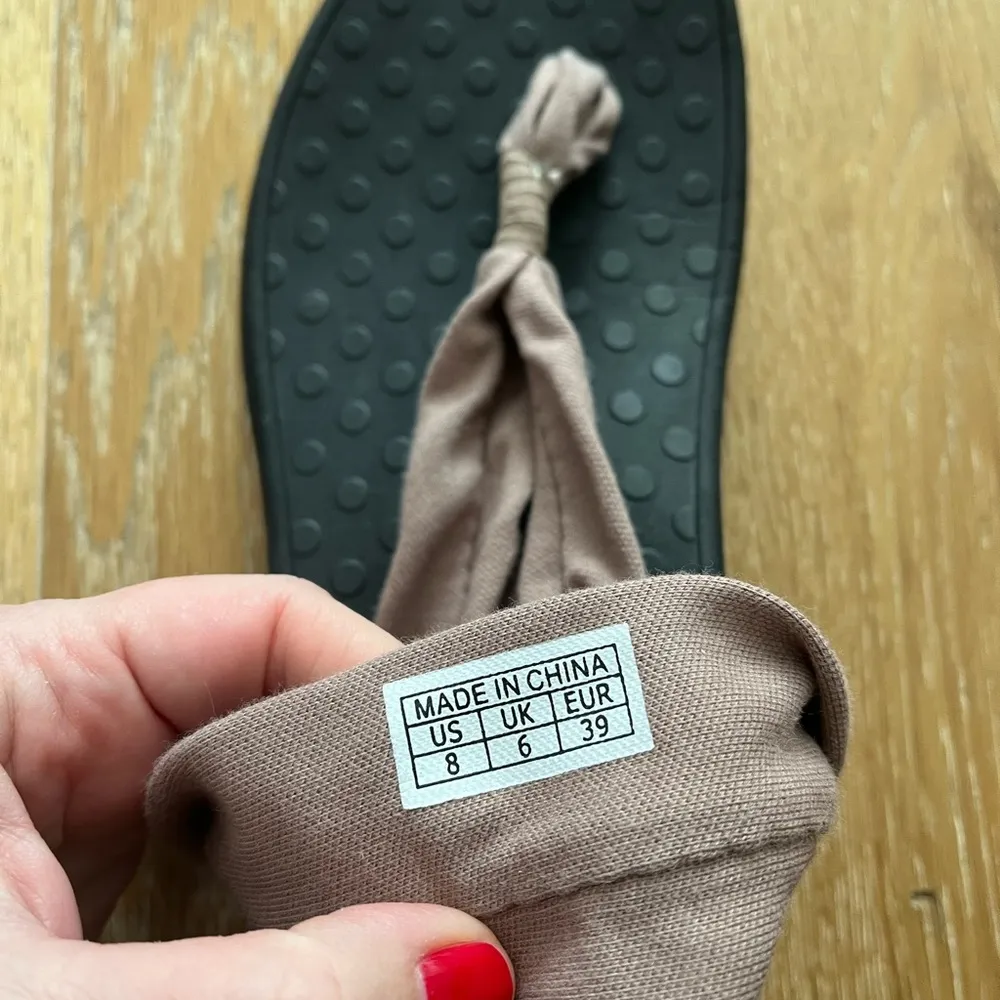 Yoga sandals for arch support Size 8 - Image 2