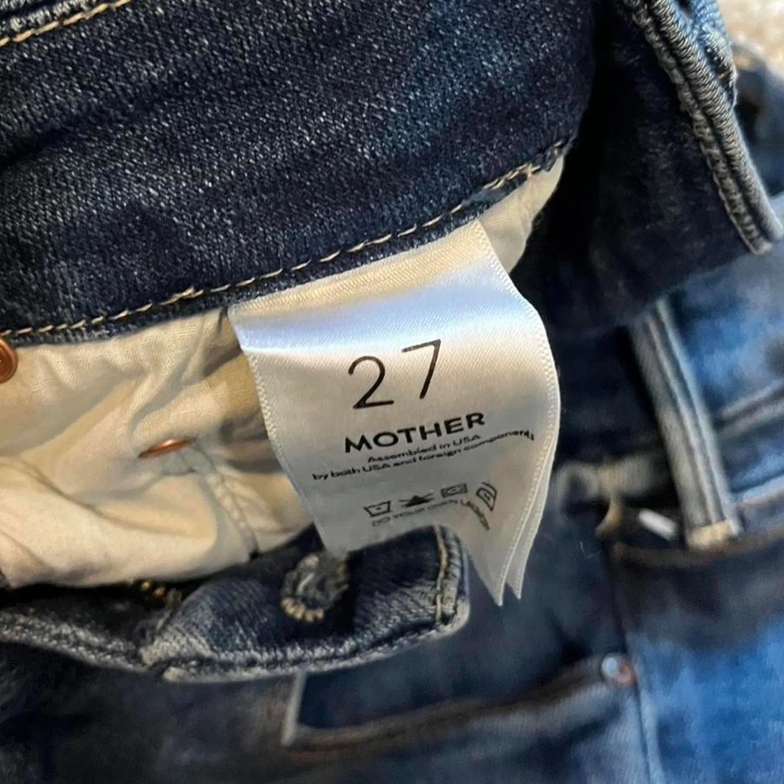 MOTHER The Looker Ankle Fray in Satisfaction Guaranteed Blue Size 27 - Image 4