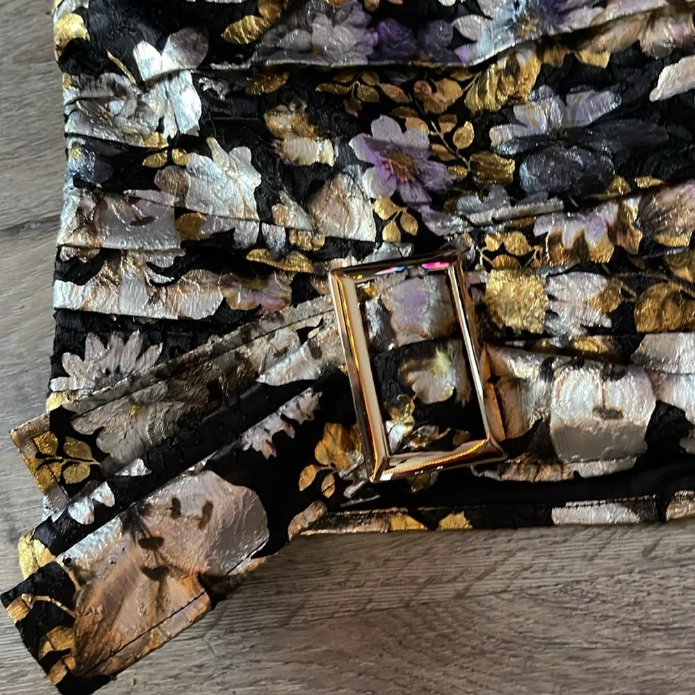 Bebe Ruched Metallic Mini Skirt Size 8 - Image 2