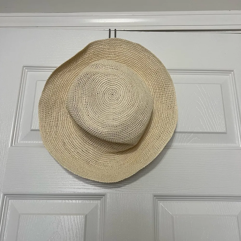 NWT Casa Clara Goldie Hat in Natural - Image 4