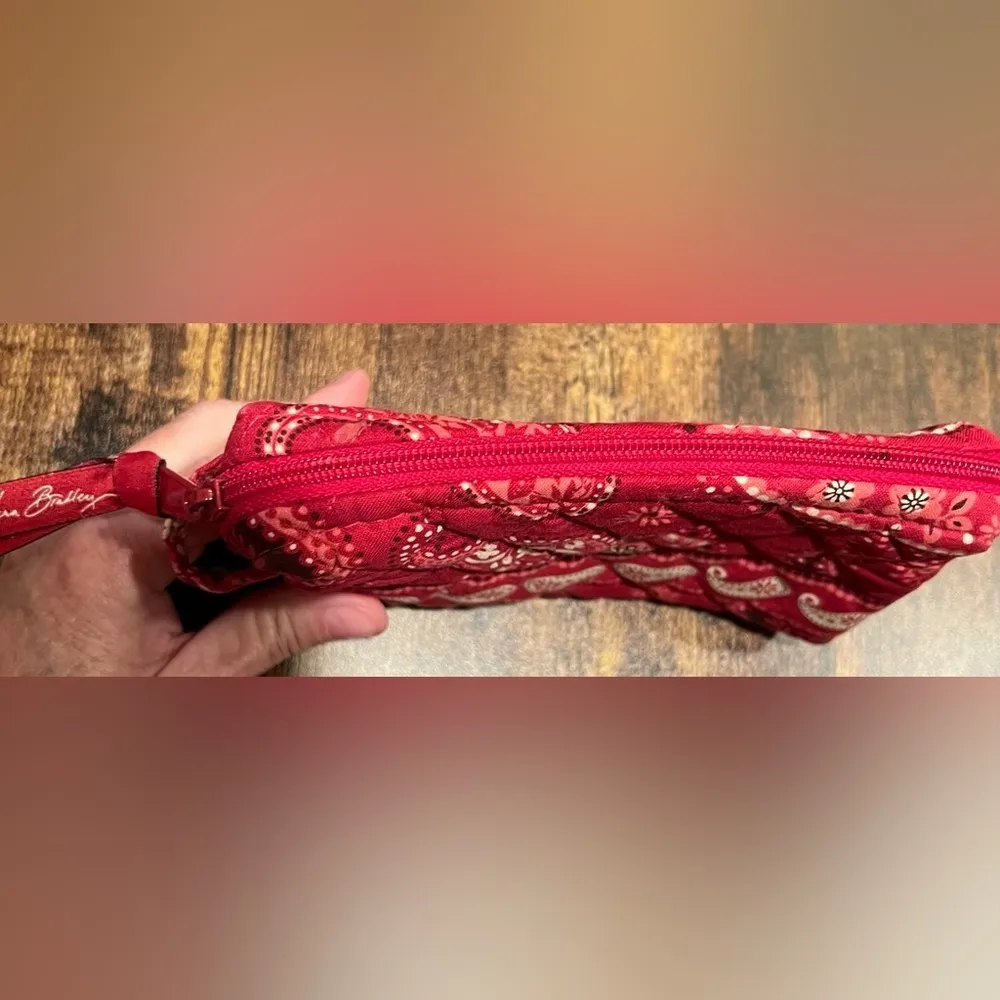 RETIRED: Vera Bradley | small Mesa Red cosmetic bag. - Image 7