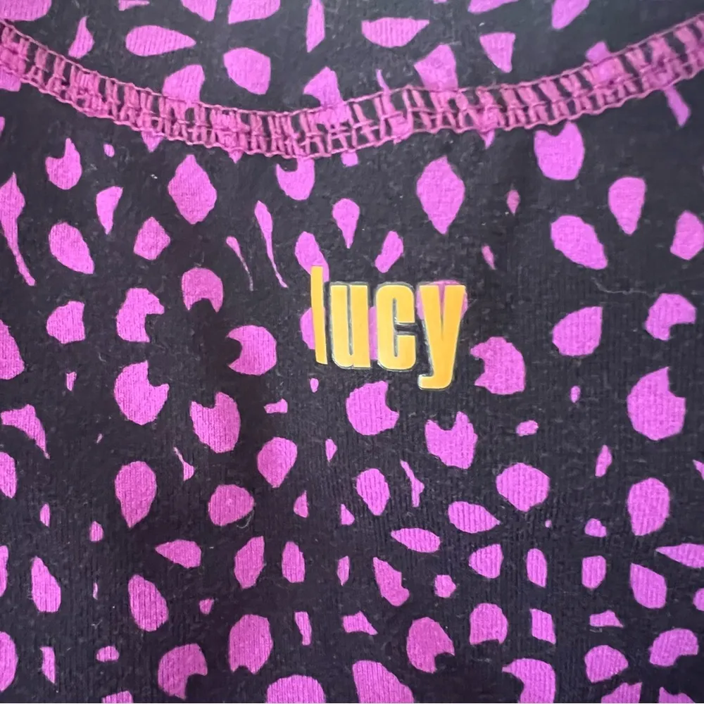 Lucy Work Out Top Size Medium Purple Flowers Yoga CrossFit Cardio Athlete C5 - Image 3