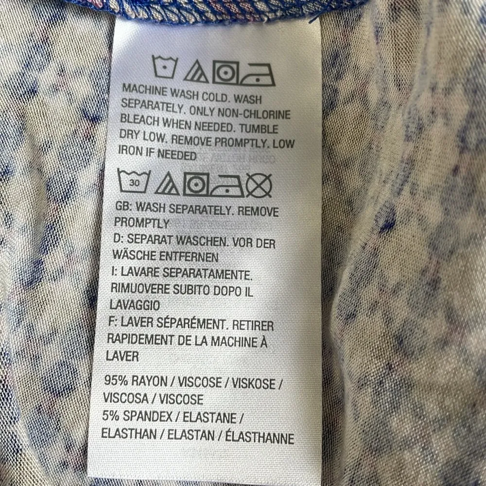 LOGO by Lori Goldstein Floral Asymmetrical Pocket Tunic - Image 6