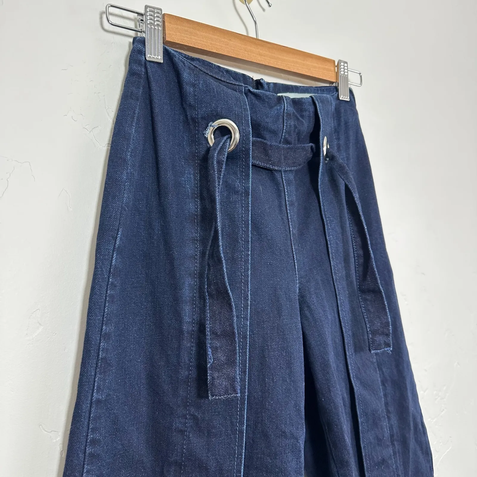 Topshop | 100% Cotton Wide Leg Ankle High Waisted Tie Denim Jeans Dark Wash Blue - Image 5