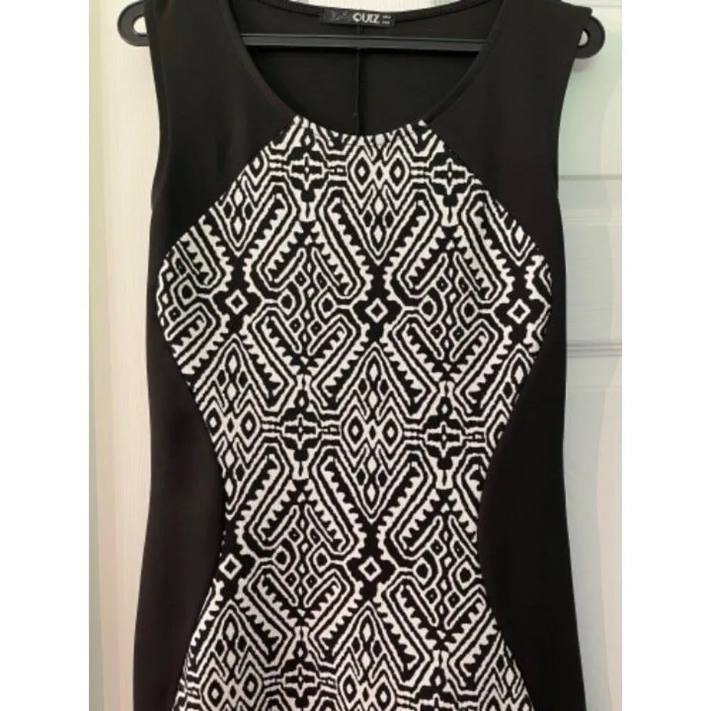 Geometric B/W cocktail dress Size 4 - Image 2