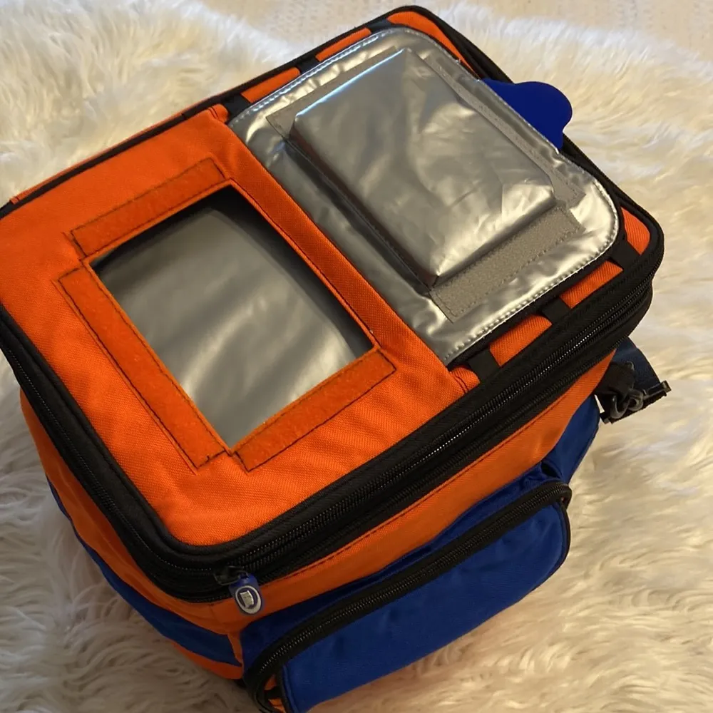 THERMOS Lunch Bag pretty big orange and Blue color BNWOT long 13” wide 12” - Image 9