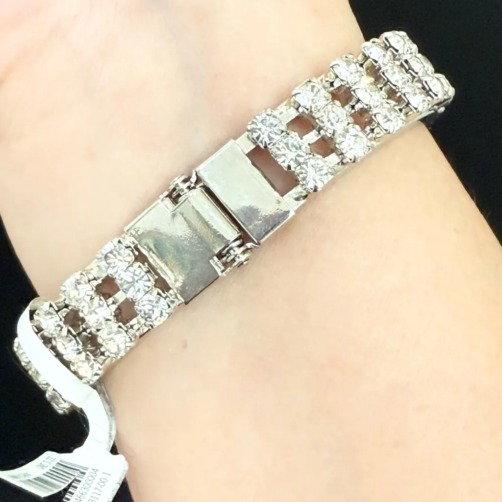 BANANA REPUBLIC Silver-tone Pave Rhinestones Flower Hinged Bangle Bracelet - Image 15