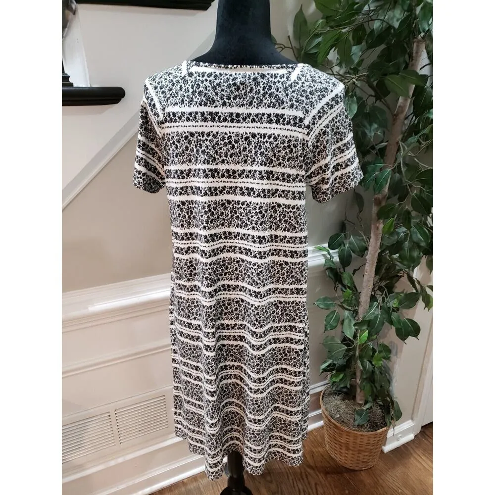 J. Jill Women's Black Floral Rayon Round Neck Short Sleeve Knee Length Dress S - Image 8