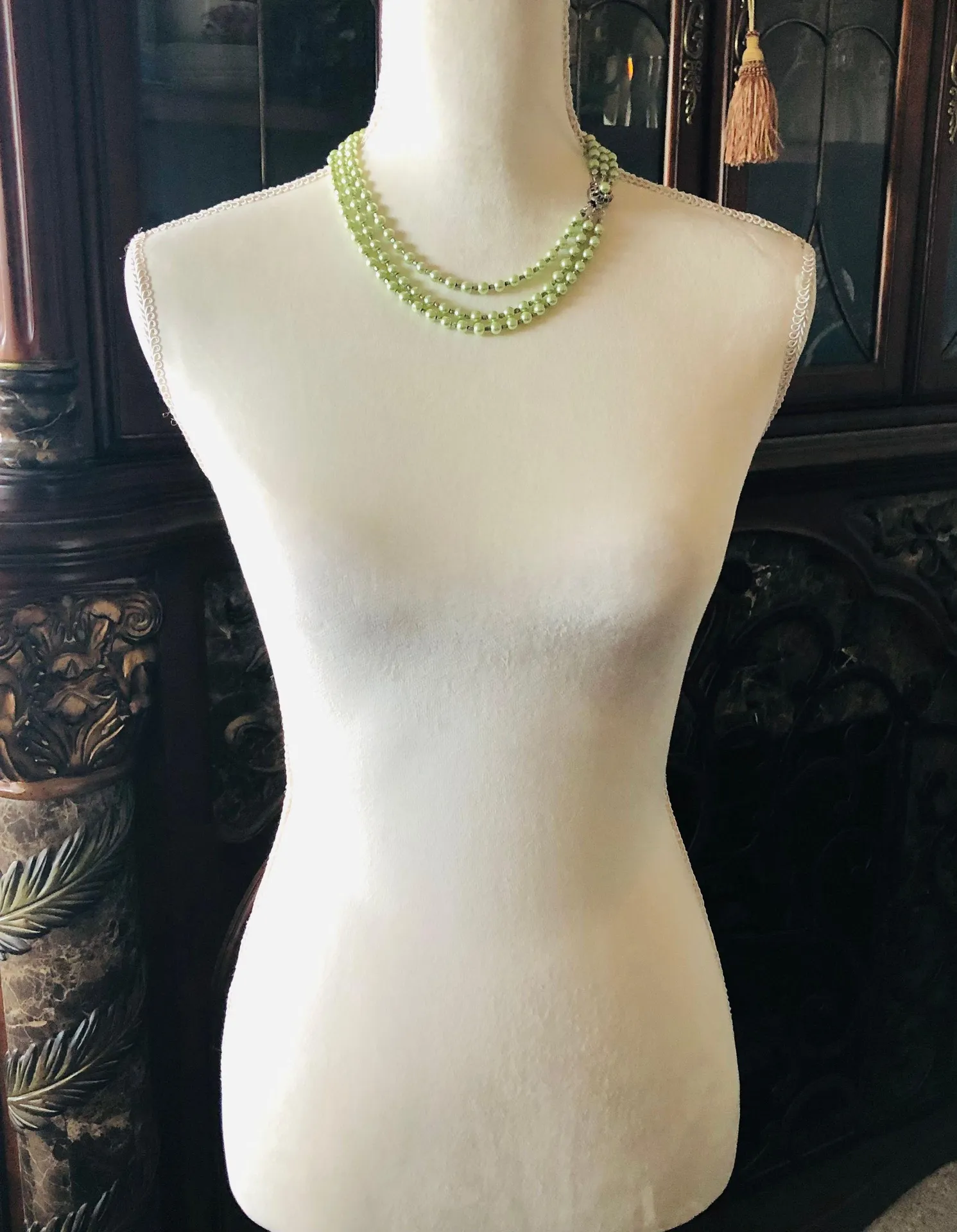 Handcrafted green Czech Pearl custom matching clasp necklace - Image 5
