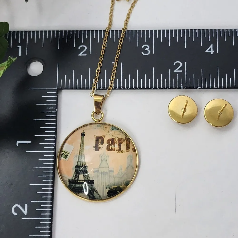 Gold Eiffel Tower Paris Graphic Pendant and Matching Earrings - Image 6