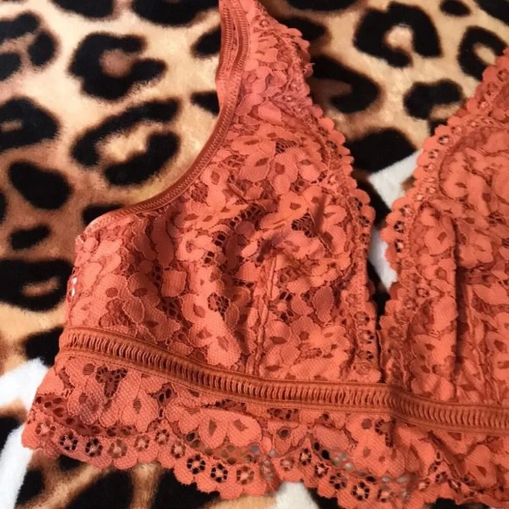 Victoria’s Secret burnt orange Deep V crop lace bralette size medium NWT - Image 2
