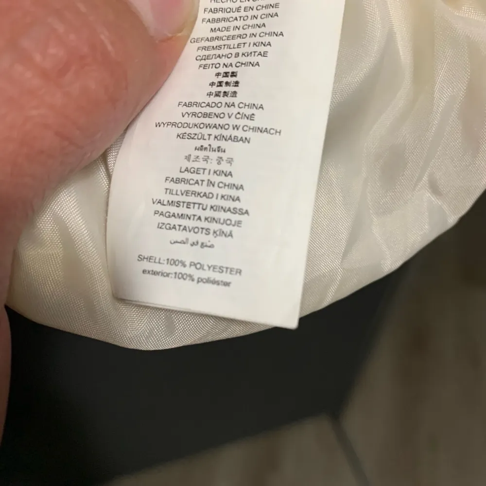 PD-Women's Michael Kors puffer Vest 1X White plus size - Image 4