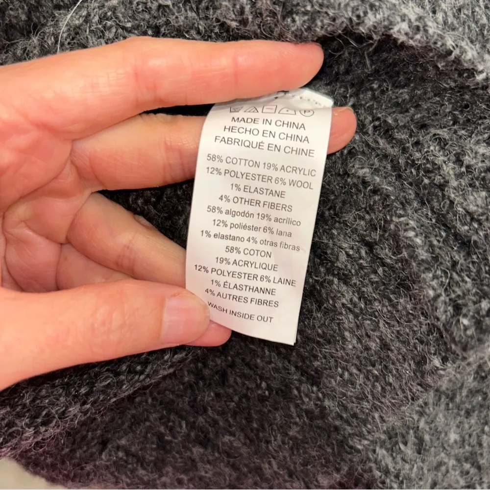 Michael Kors Gray Vneck Sweater Women’s Small - Image 7