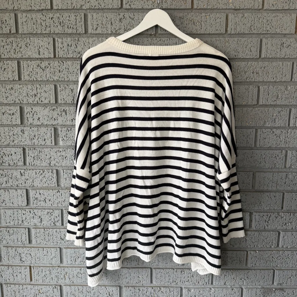 MERSEA Catalina Navy Striped Pullover Travel Sweater Oversized One Size White Size undefined - Image 9