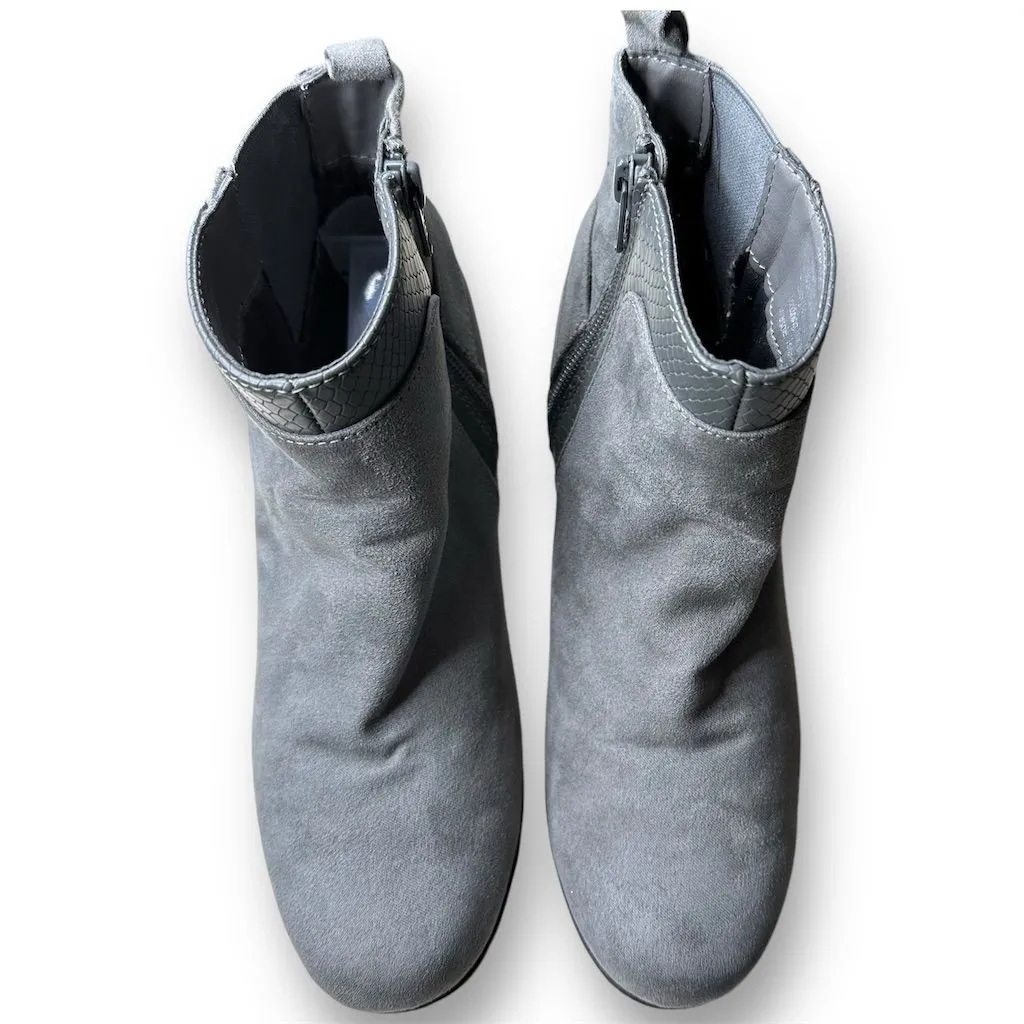 Croft &‎ Barrow with Ortholite Ecco Women's Gray Ankle Faux Suede Booties Sz 6 M - Image 2