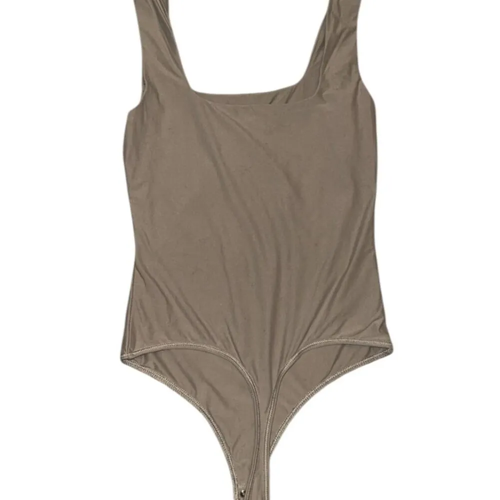 Brown Abercrombie and Fitch body suit - Image 5