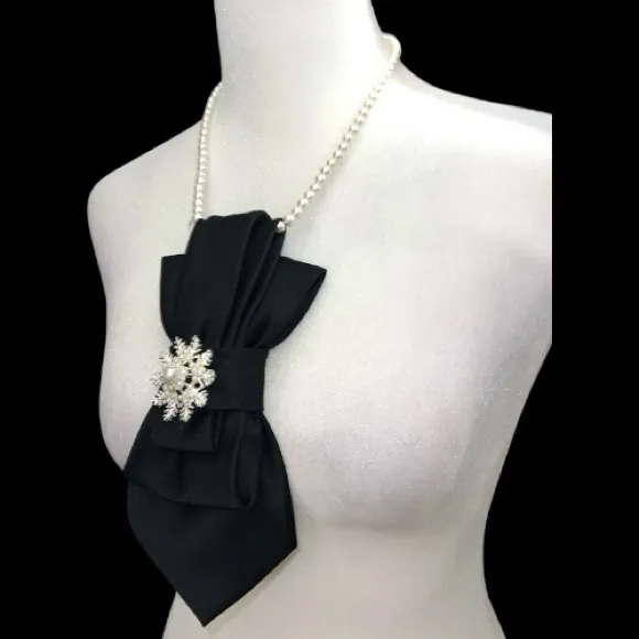 “Dainty Dapper”Elegant Black Satin necktie Necklace with snowflake brooch - Image 4