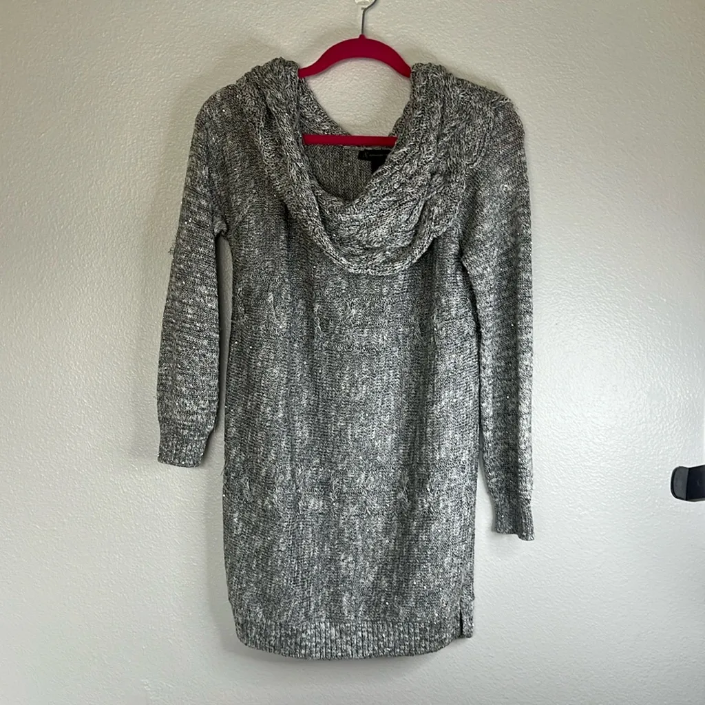 EUC INC Silver Knit Cowl Neck Sweater sz L Size L - Image 2