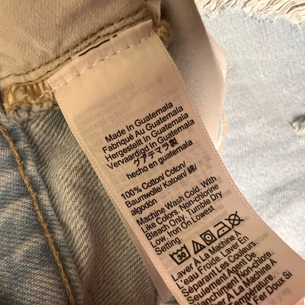 Madewell Light Blue Distressed Denim Mid Length Shorts - Image 6