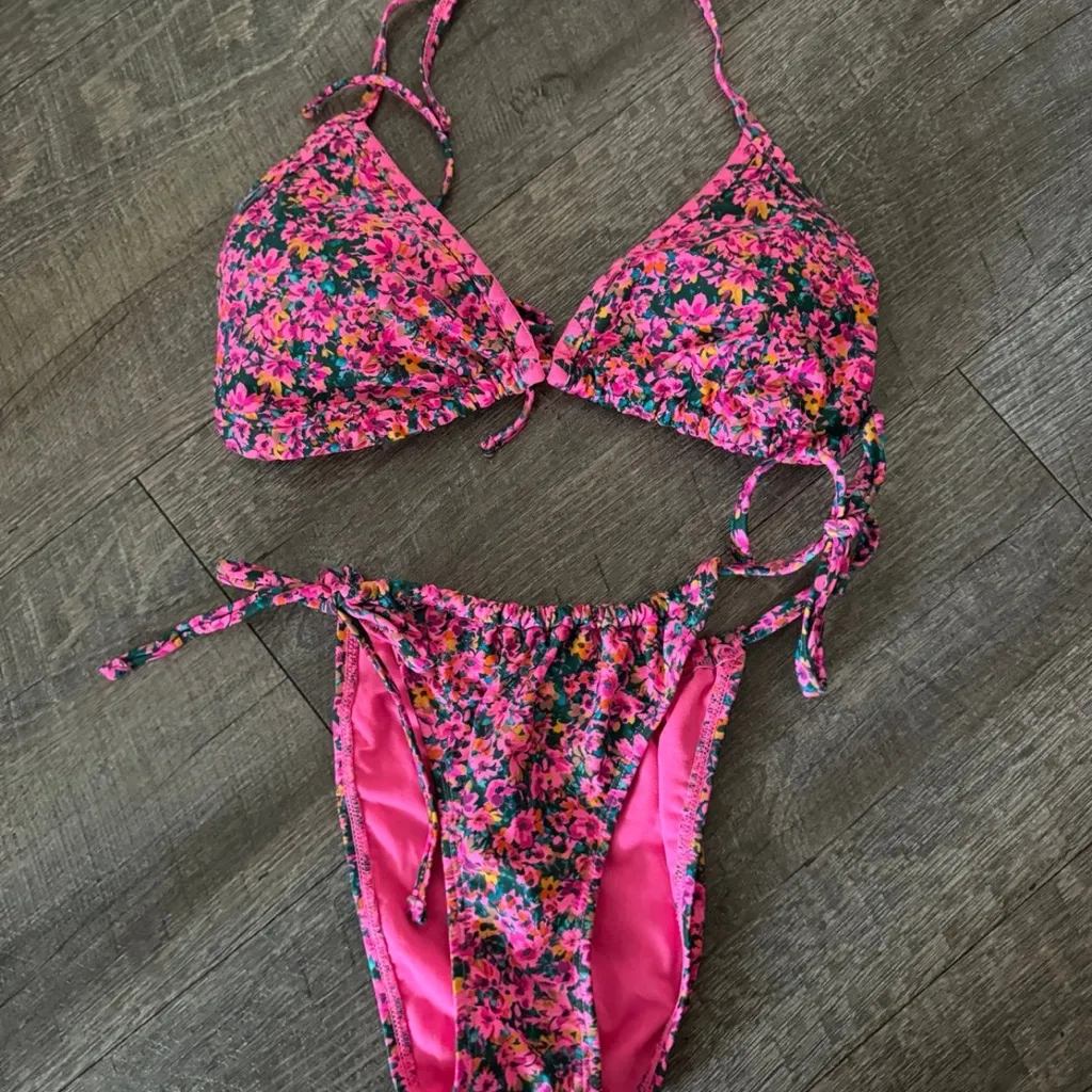Wild Fable Pink Floral Bikini - Image 2