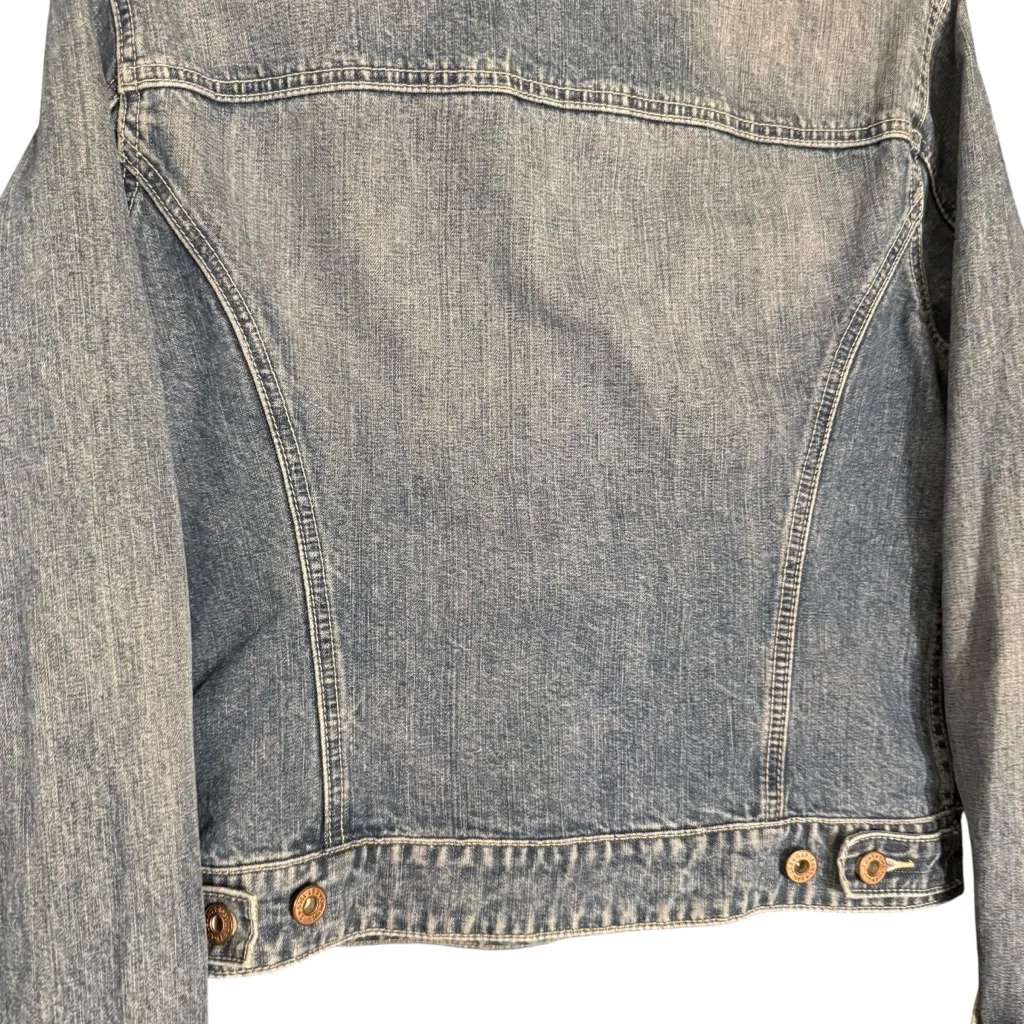 GAP Women's Light Blue Button Front Denim Jean Jacket Size Medium - Image 5