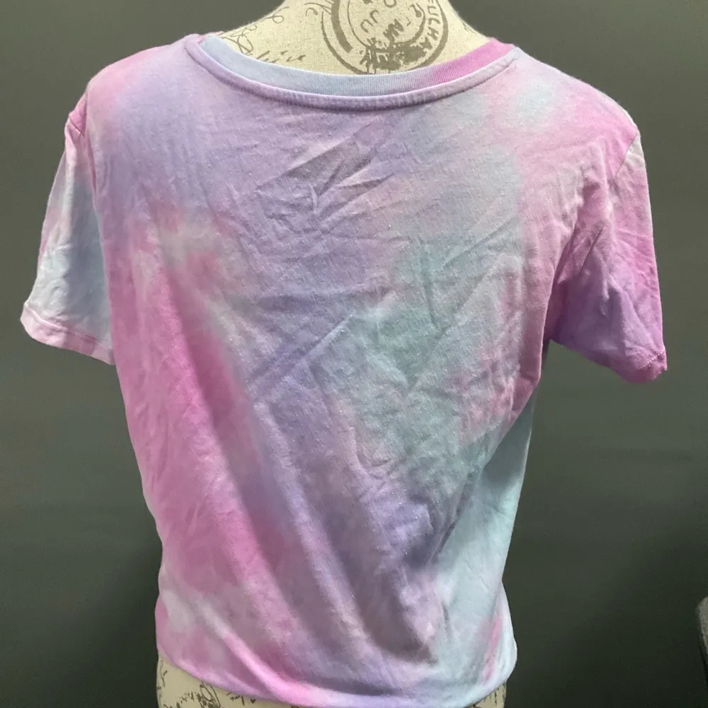 NWOT KISS CROPPED T SHIRT Size M - Image 2