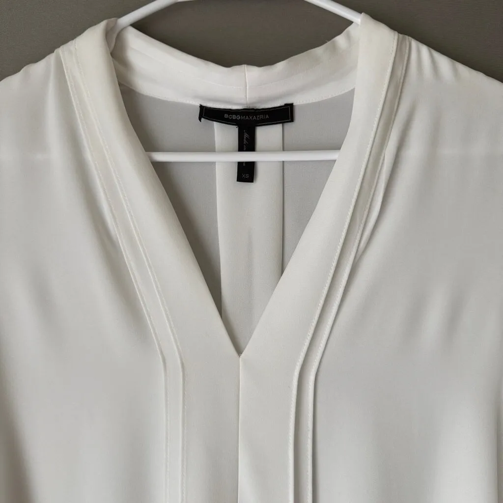 BCBGMAXAZRIA sz XS white‎ career blouse - Image 2
