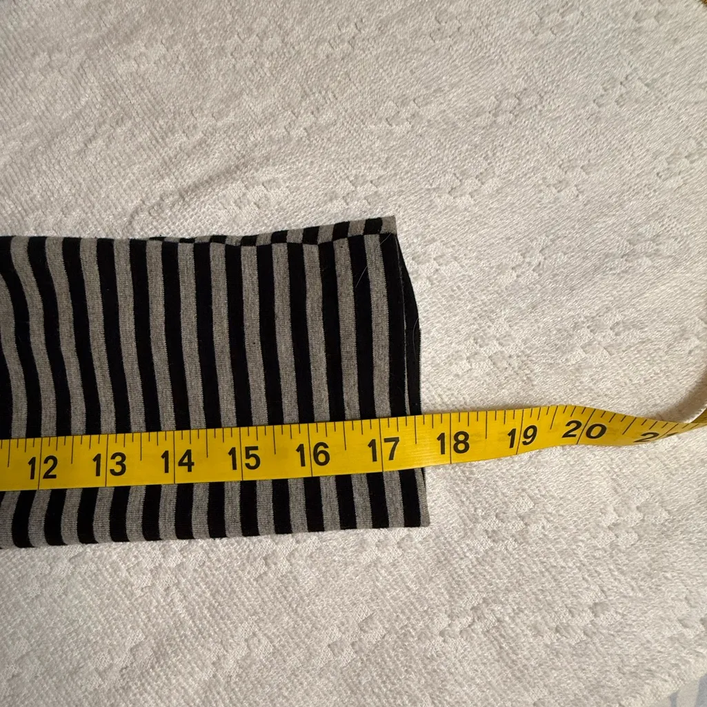 G by Guess  Black and White Striped Blazer - Image 3