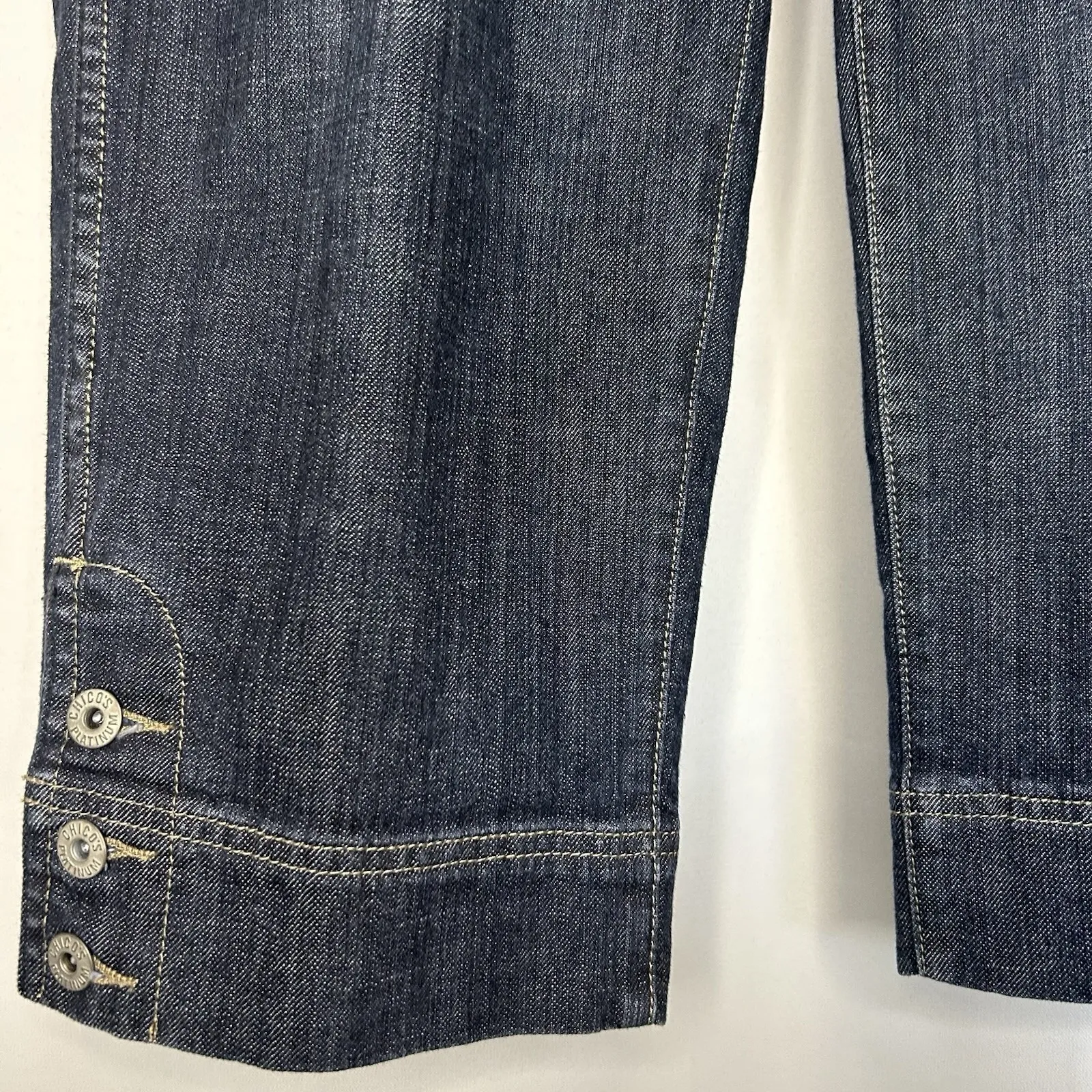 Chicos Platinum Cropped Capri Jeans Womens 0.5 US 6 Dark Blue‎ Wide Leg Stretch - Image 3