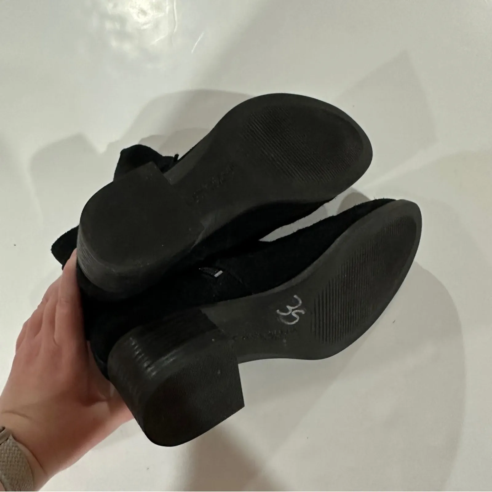 Koolaburra by UGG Kenz Tassel Ankle‎ Boots Size 6 - Image 12