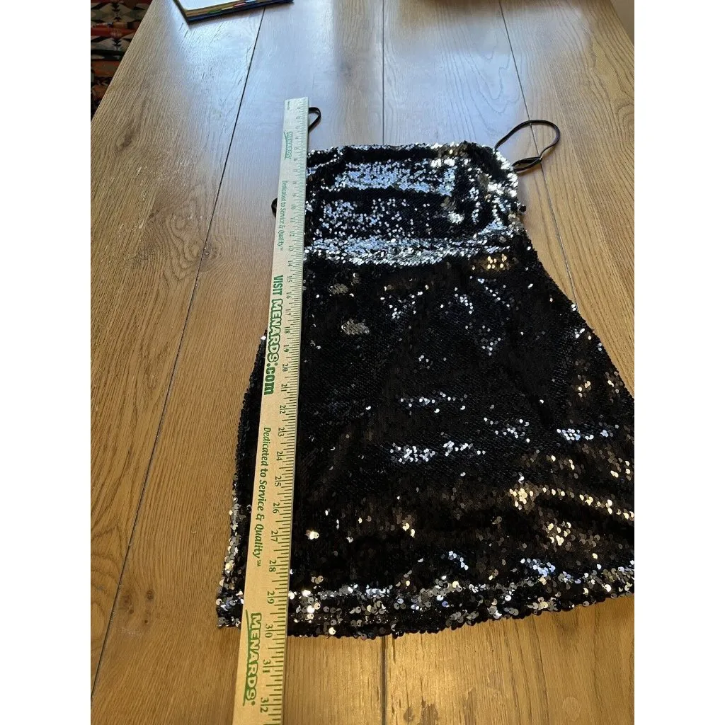 Lucy in‎ the Sky Black Sequin Mini Dress Open Tie Back Size Small Party Preppy - Image 4