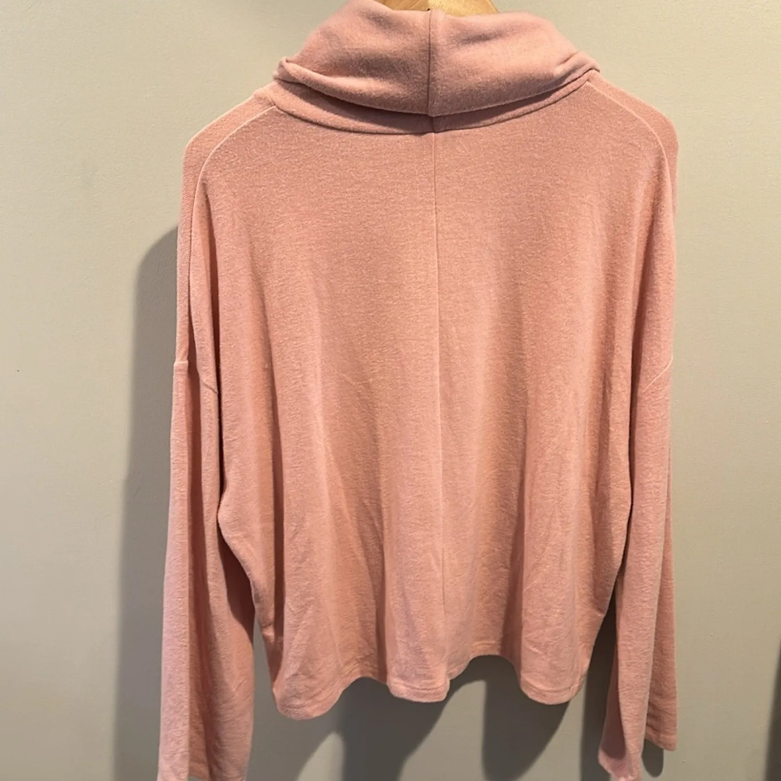 Z Supply Large Mauve Blush Soft Spun Skimmer Cowl Neck Sweater - Image 7