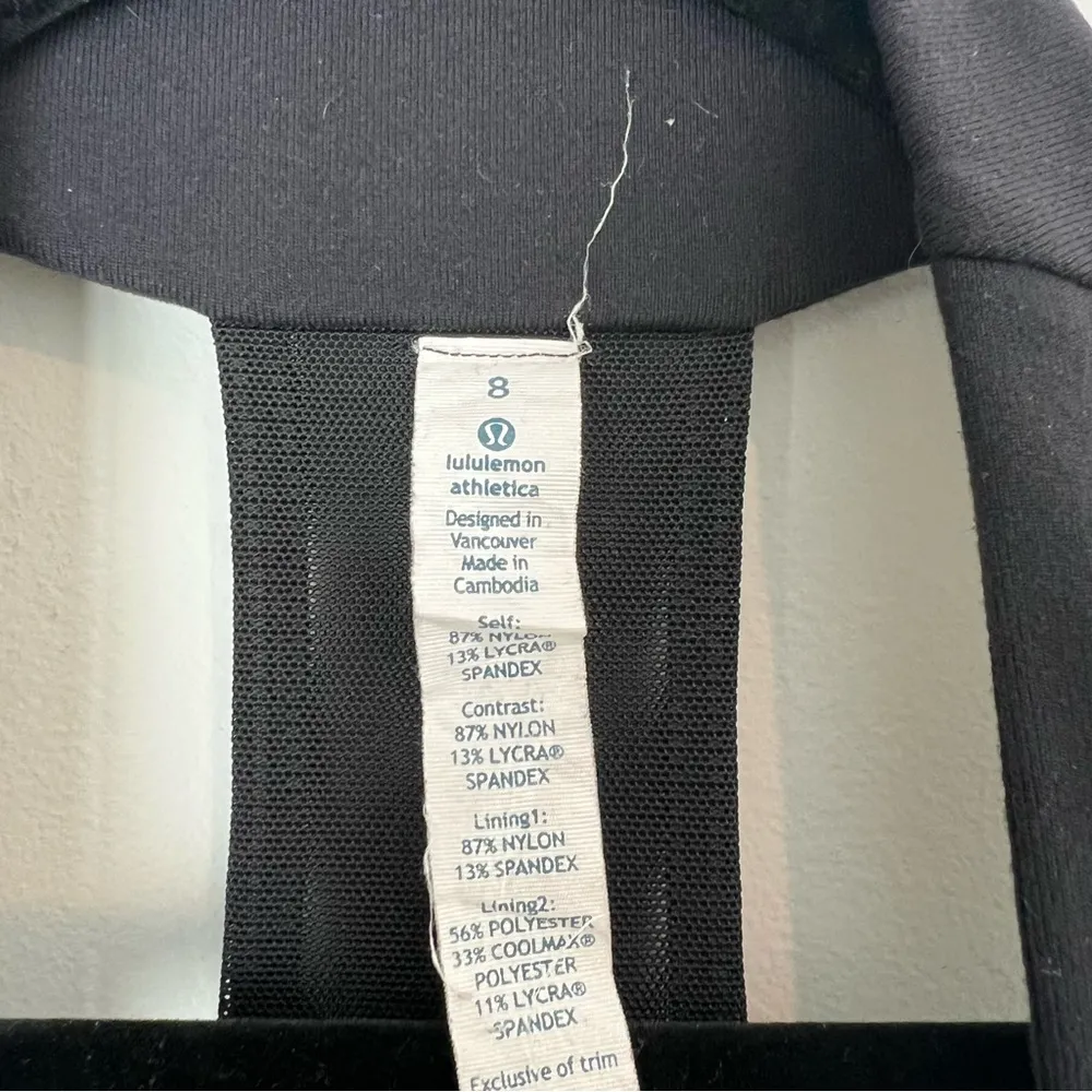 Lululemon Black Scoop Neck Tank sz 8 - Image 4