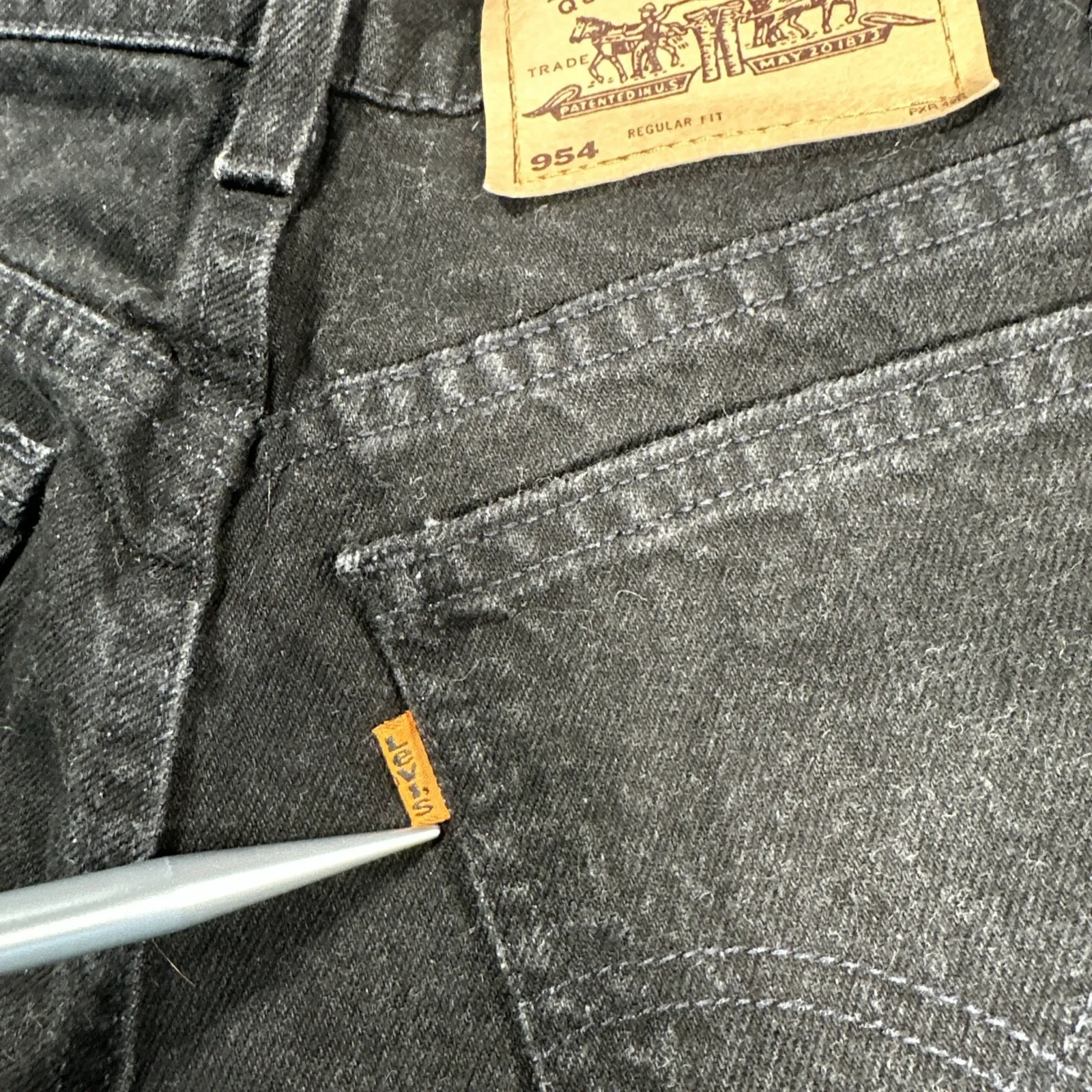 VTG Levi's 954 Shorts Women's SZ 7 Black Regular Fit High Rise Orange Tab USA - Image 5