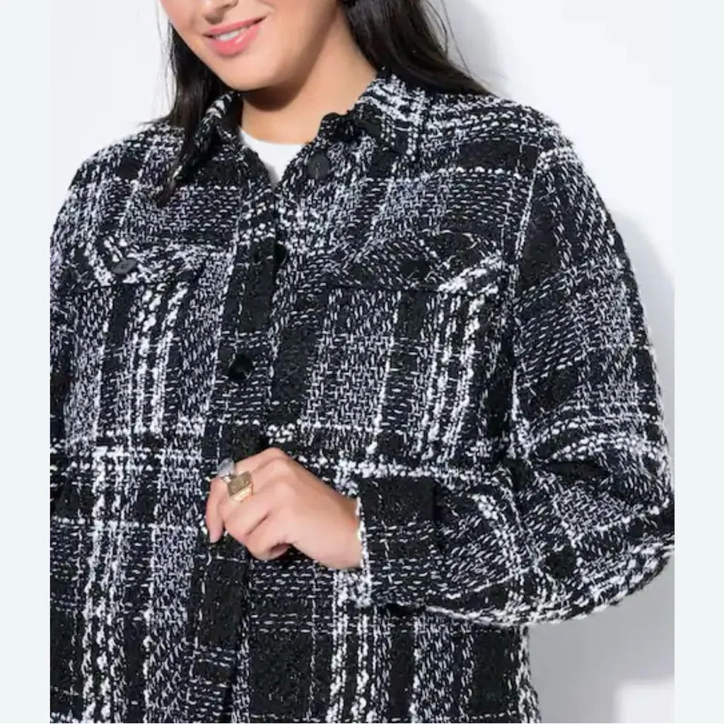 Express Black & White Warm Button Down Tweed Style Jacket Coat Womens Small - Image 3