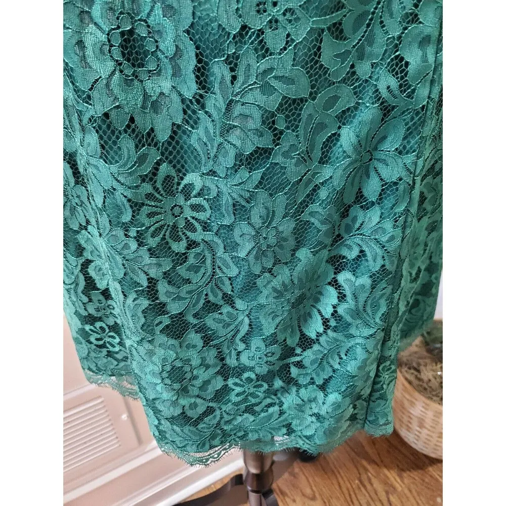 Weddington Way Women's Green Floral Nylon Off the Shoulder Knee Length Dress 8 - Image 4