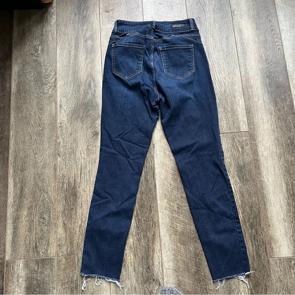 Cello High Rise Skinny Jeans Frayed Hem Lightly Distressed Size 9 Dark Blue - Image 12